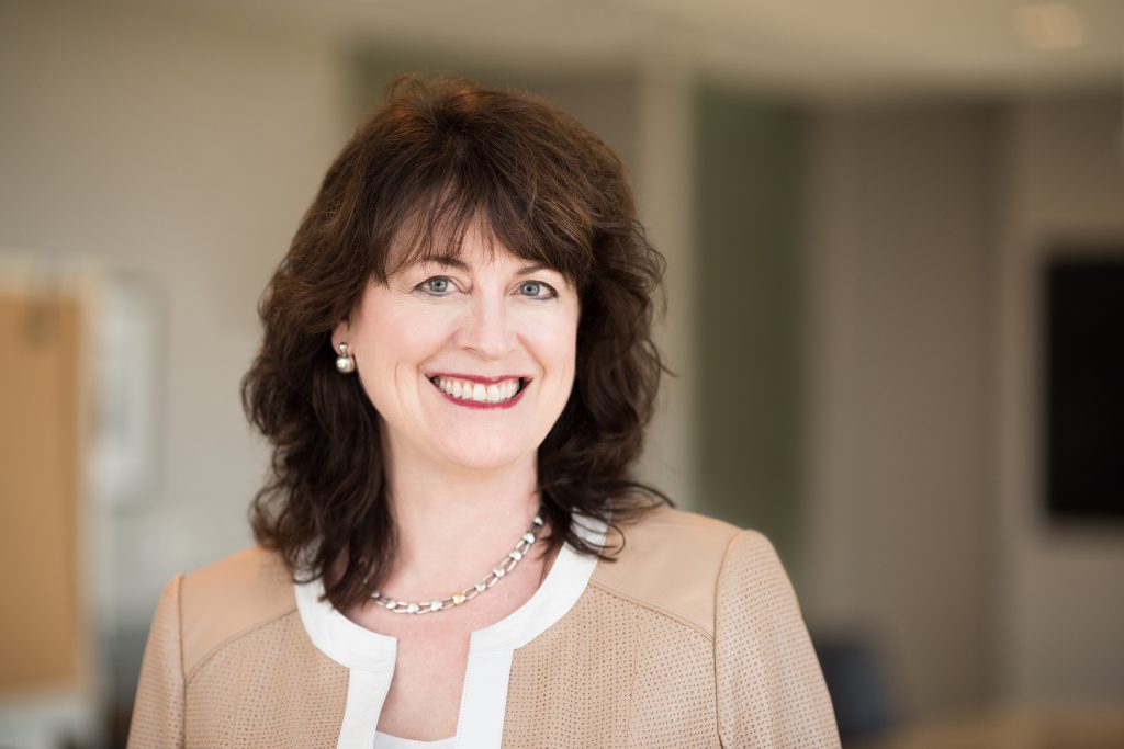 Catherine Holland Headshot